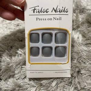 Press on Toenails Short Fake Toe Nails Press.